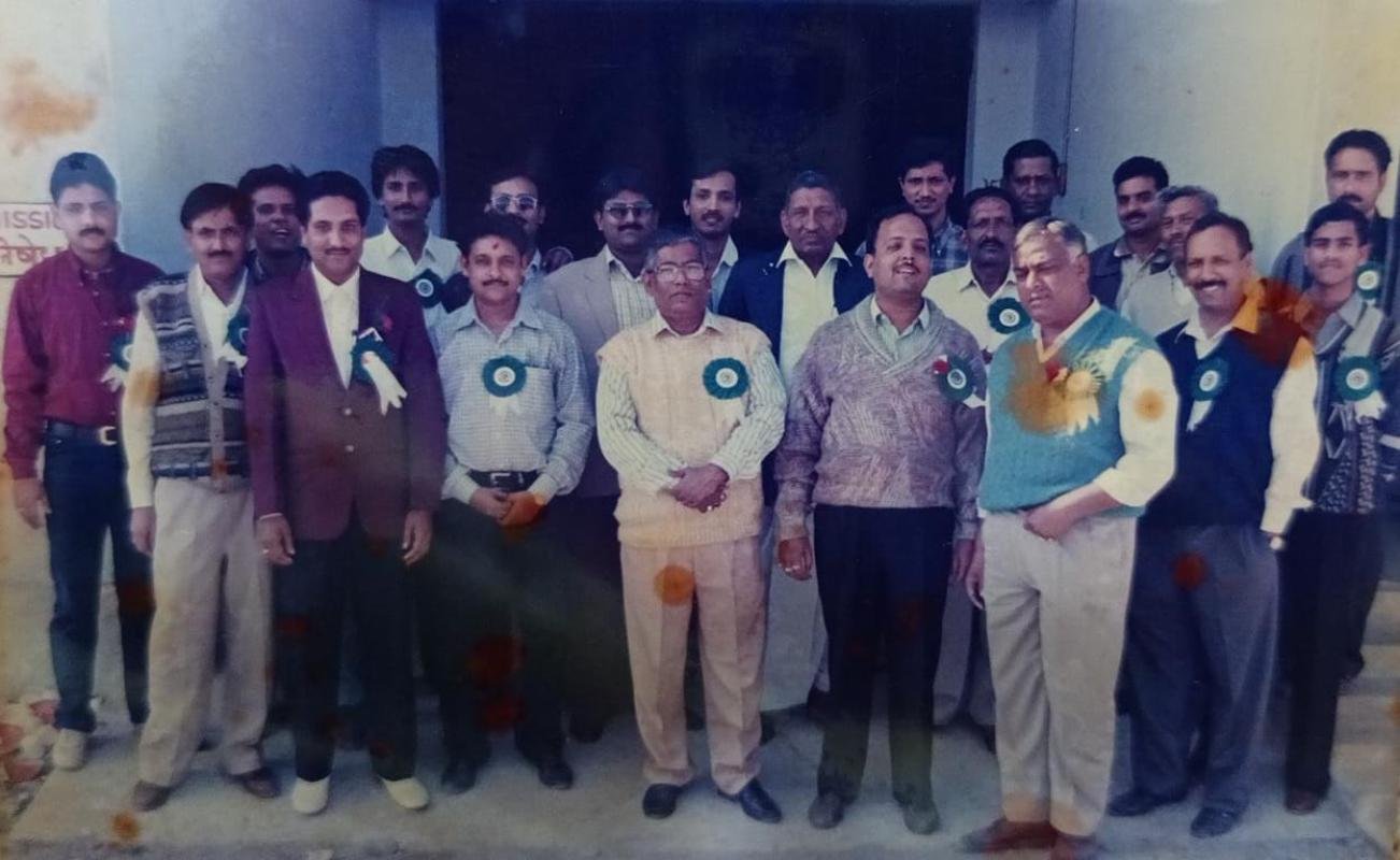 Group photograph of 1st AGM, 1998